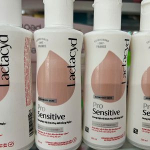 Dung dịch vệ sinh phụ nữ Lactacyd Pro Sensitive - Chai 150ml