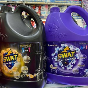 Nước giặt xả Romantic Swat 3,8kg