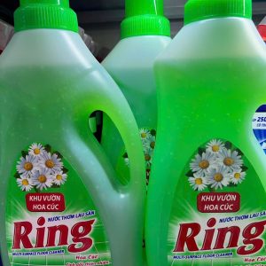 Nước lau sàn Ring hoa cúc - chai 1 kg